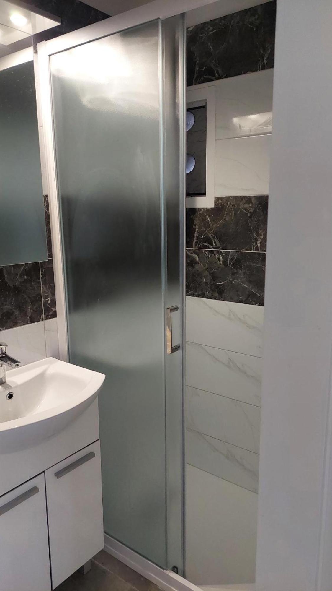 Room With Private Toilet And Terrace In City Center In Shared Apartment Split Exterior photo
