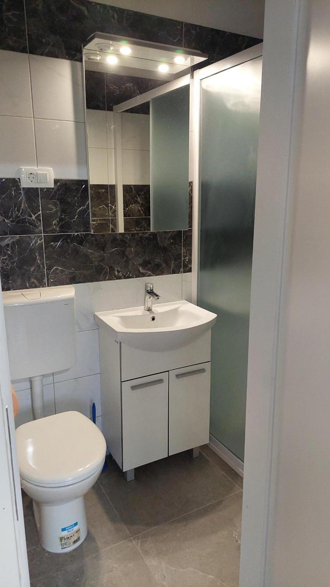 Room With Private Toilet And Terrace In City Center In Shared Apartment Split Exterior photo